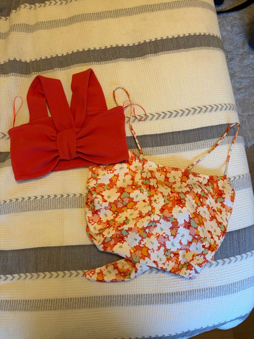 x2 Dynamite Summer Tops